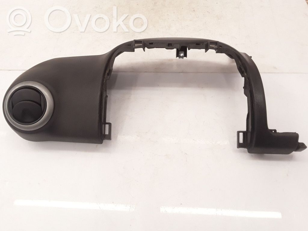 Nissan Note (E11) Otras partes del panel de instrumentos 