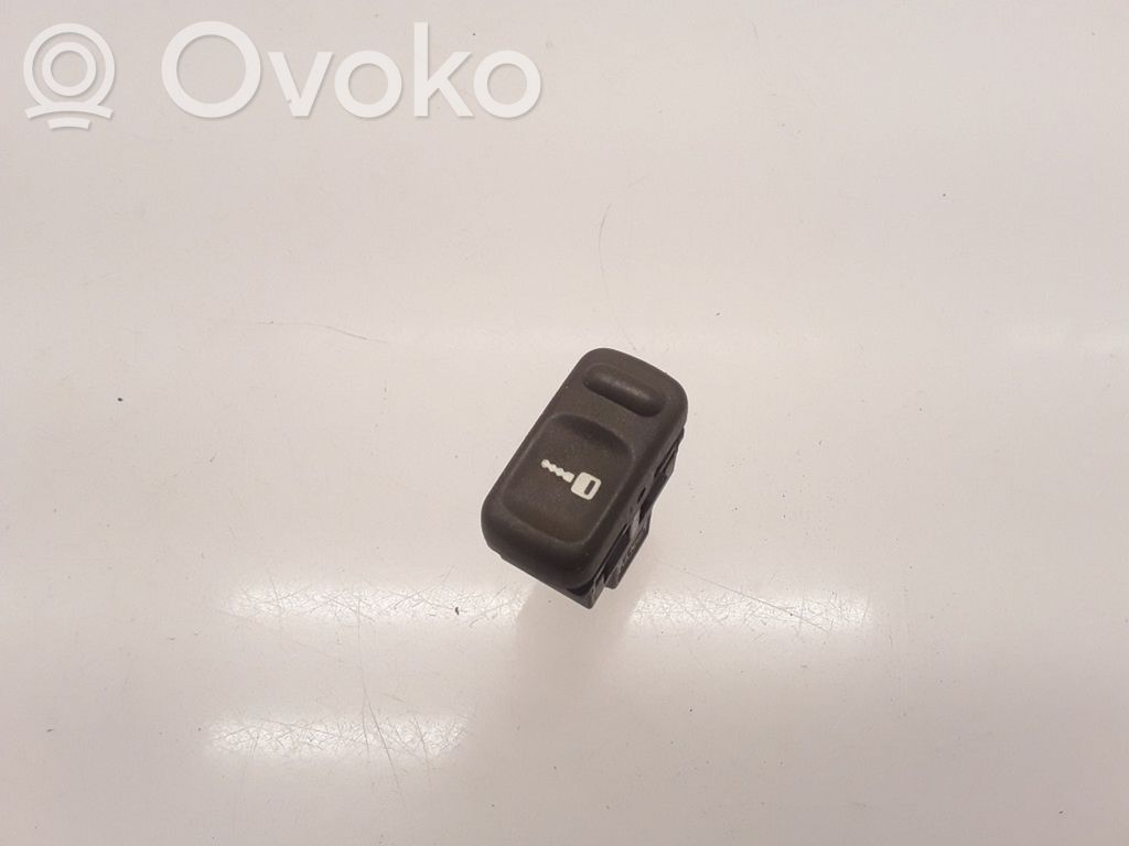 Volvo S40, V40 Central locking switch button 