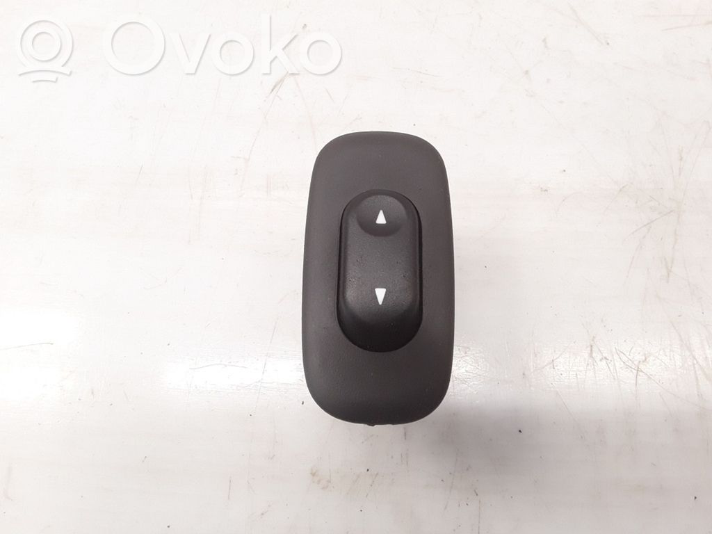 Ford Maverick Electric window control switch 