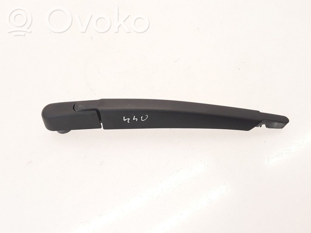 Renault Twingo II Rear wiper blade arm 