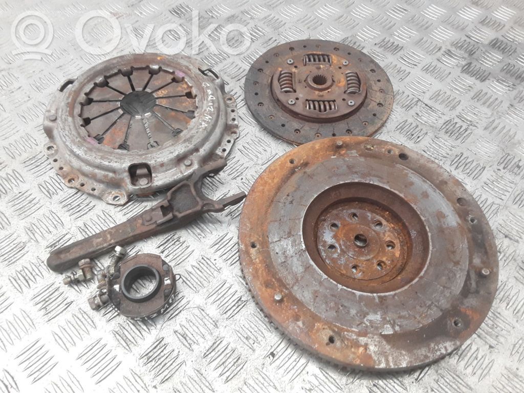 Mitsubishi Carisma Juego de embrague 