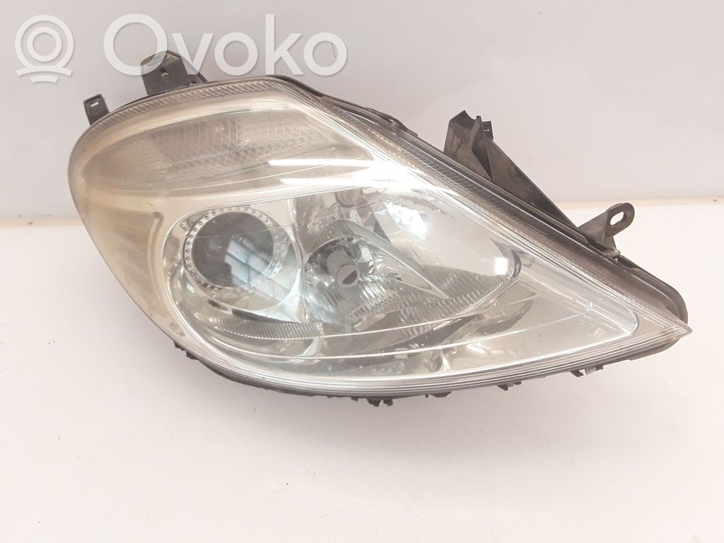 Phare frontale   E212691293
