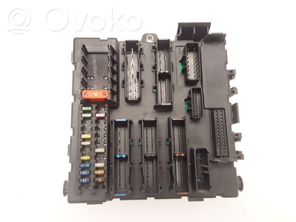 Opel Vectra C Módulo de fusible 