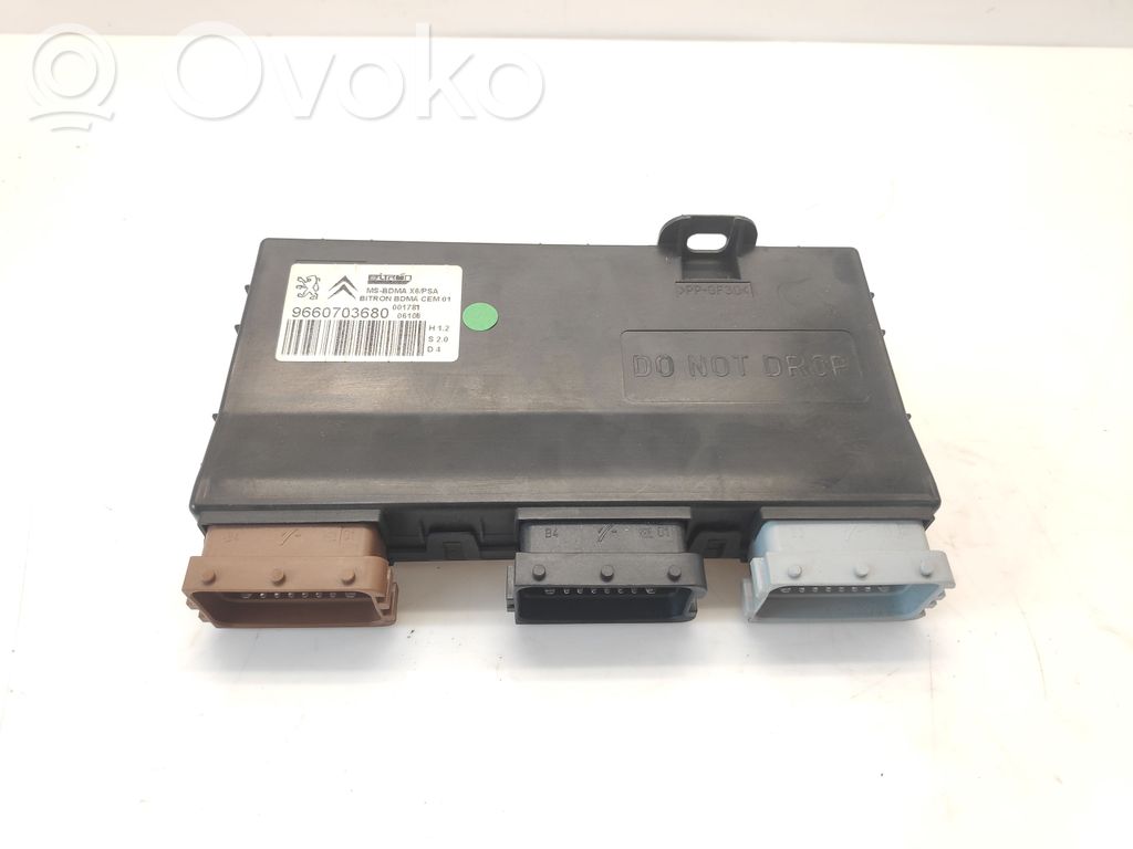 Citroen C6 Seat control module 