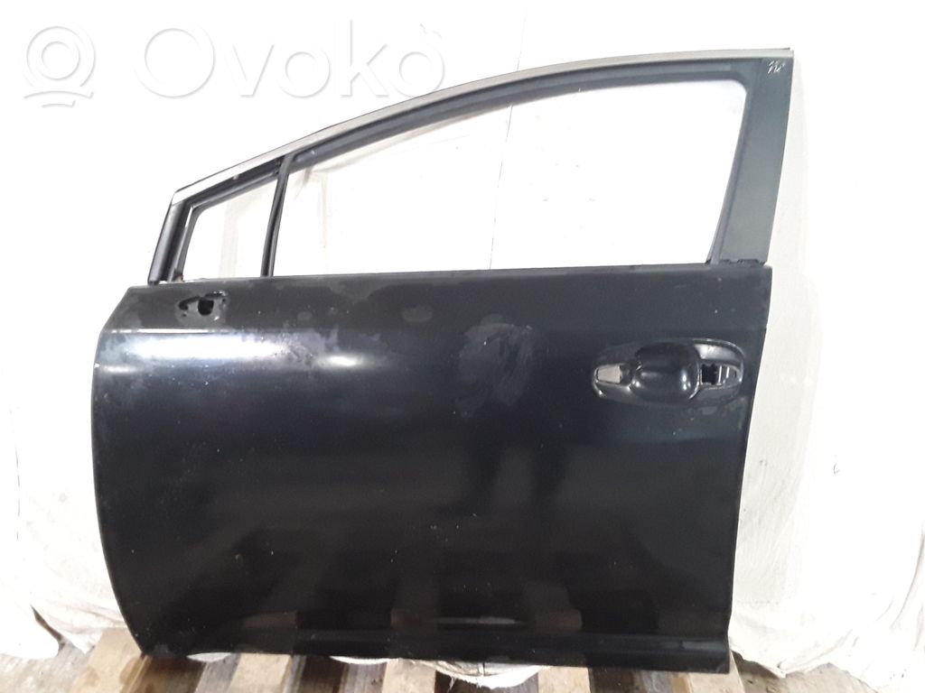 Toyota Avensis T270 Priekinės durys 
