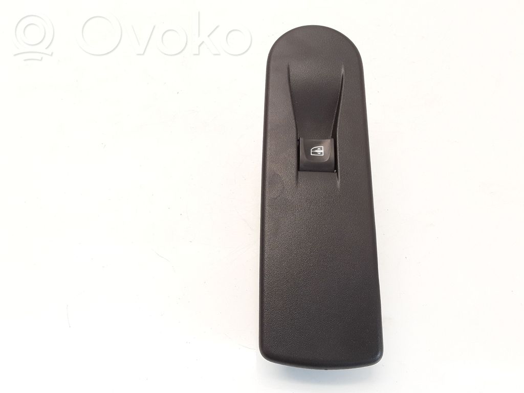 Renault Captur Electric window control switch 
