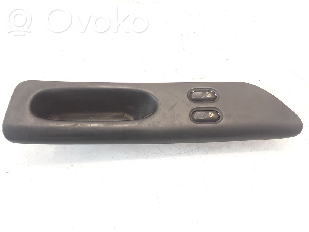 Renault Laguna I Electric window control switch 