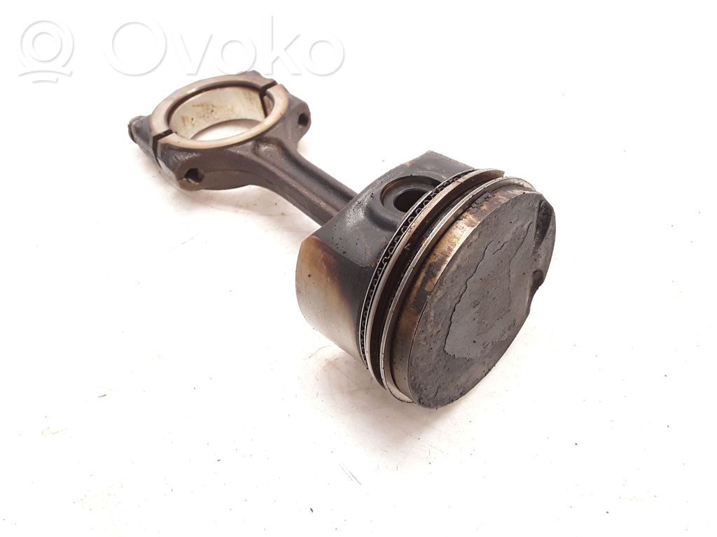 Piston with connecting rod