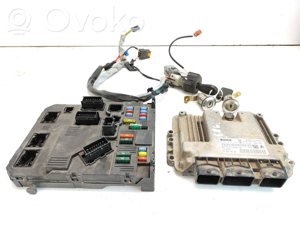 Citroen Berlingo Engine ECU kit and lock set 