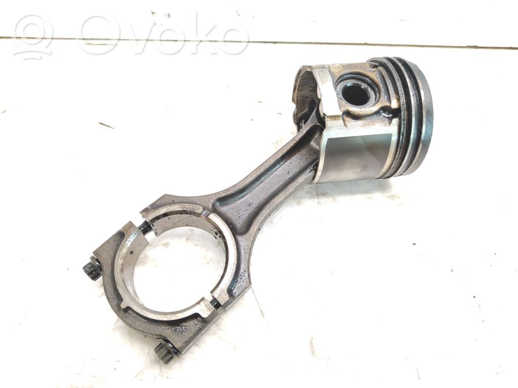 Mazda 6 Piston with connecting rod 