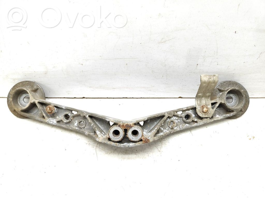 BMW Z4 E85 E86 Diferencial trasero/Soporte de montaje del diferencial 