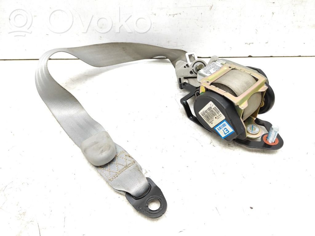 Hyundai Sonata Front seatbelt 