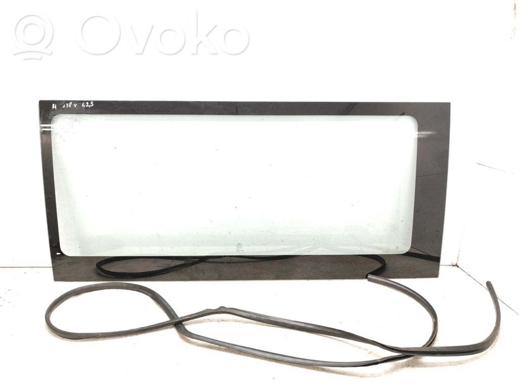 Ford Transit Vidrio lateral trasero 