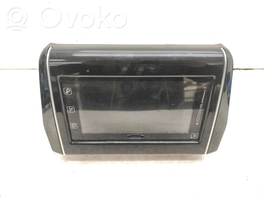 Suzuki Swift III Panel / Radioodtwarzacz CD/DVD/GPS 