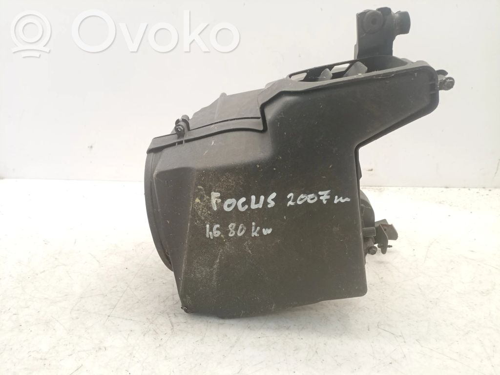 Ford Focus Air filter box 
