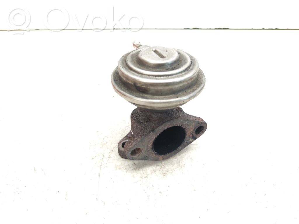 Audi A8 S8 D2 4D EGR-venttiili 
