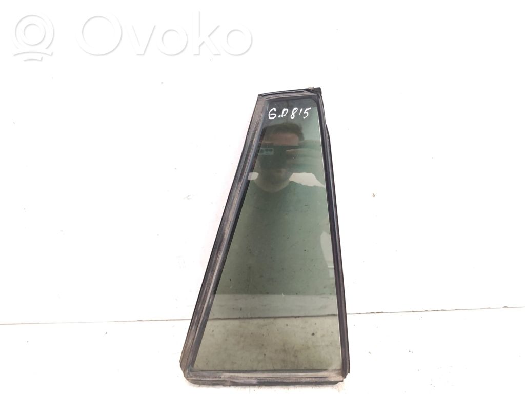 Subaru Outback Ventanilla de ventilación de la puerta trasera 