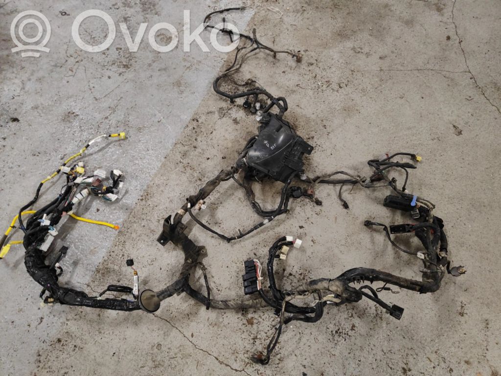 Subaru Outback Engine installation wiring loom 