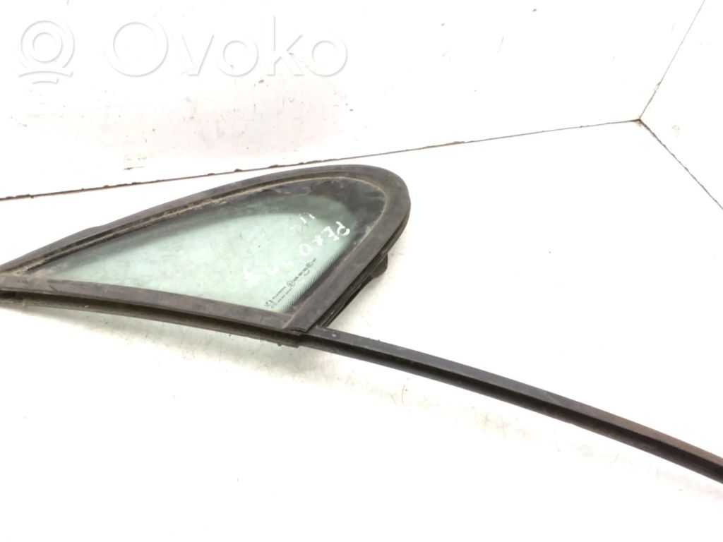 Peugeot 207 CC Mažasis "A" priekinių durų stiklas (dvidurio) 