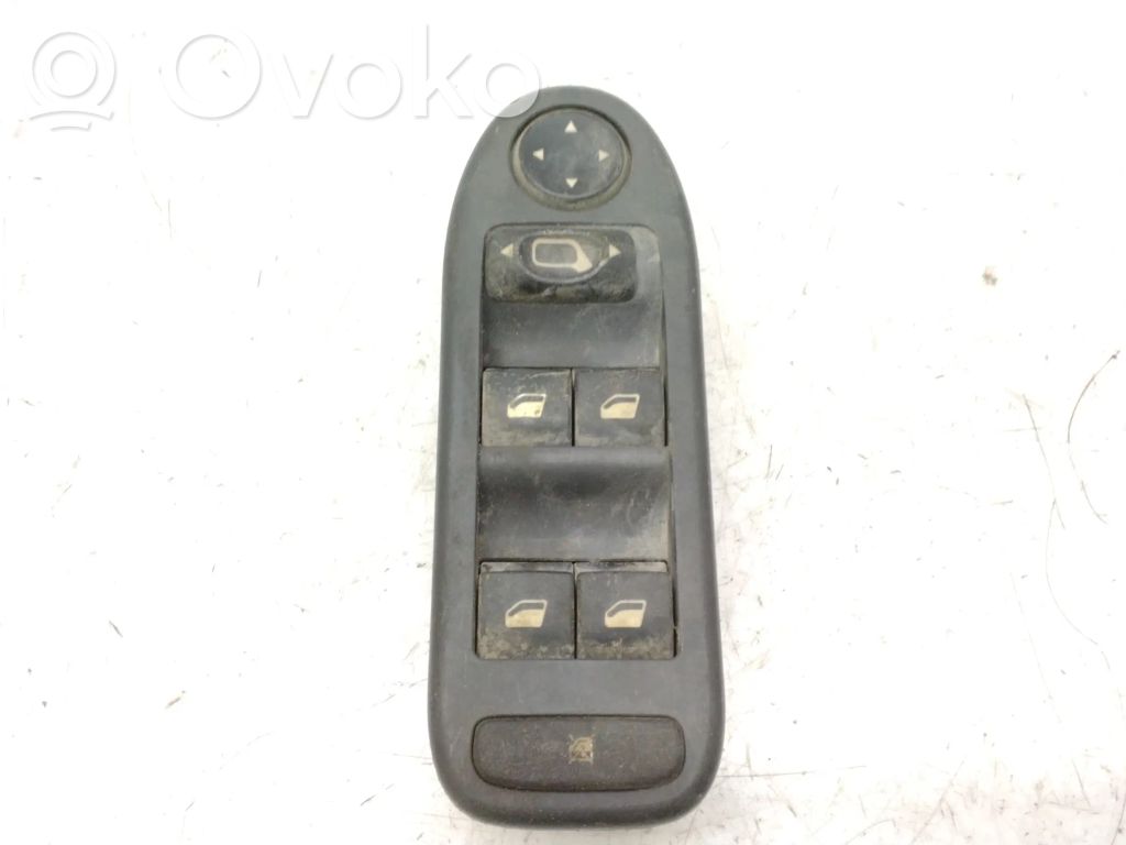 Citroen C5 Electric window control switch 
