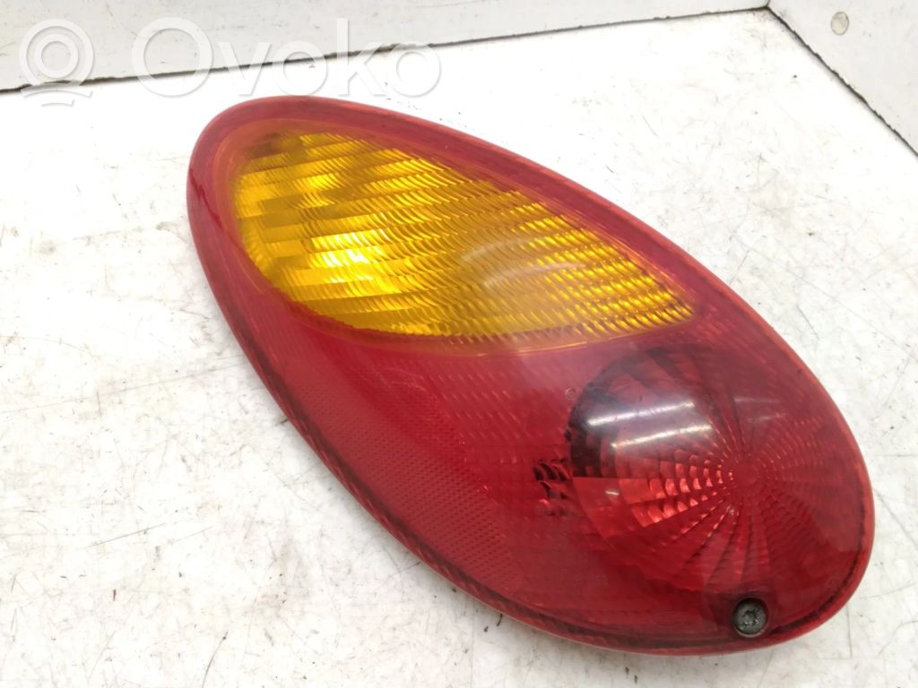 Chrysler PT Cruiser Задний фонарь в кузове 