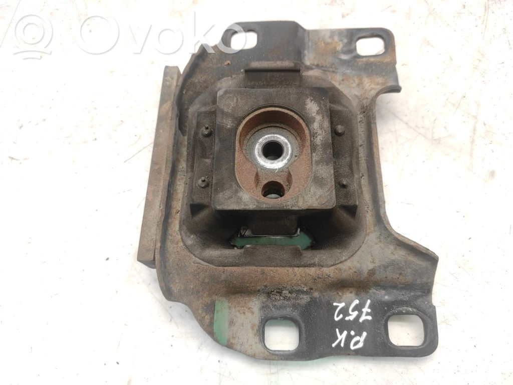 Mazda 5 Gearbox mount 