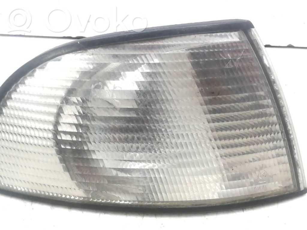 Audi A4 S4 B5 8D Front indicator light 