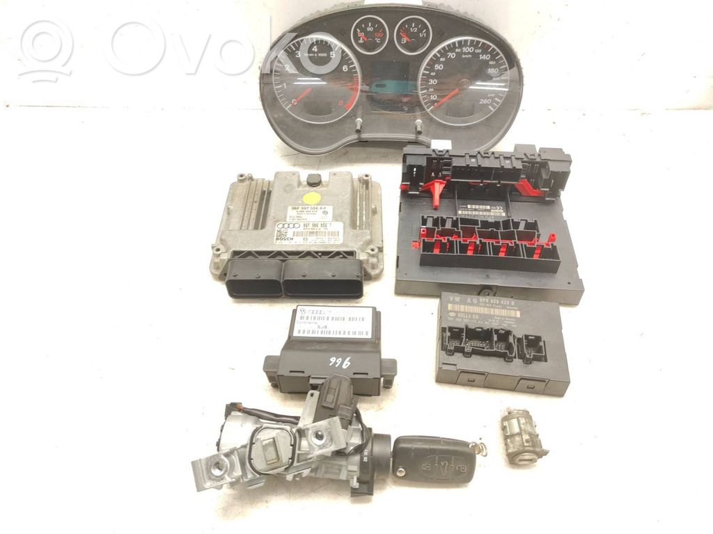 Audi A3 S3 A3 Sportback 8P Engine ECU kit and lock set 