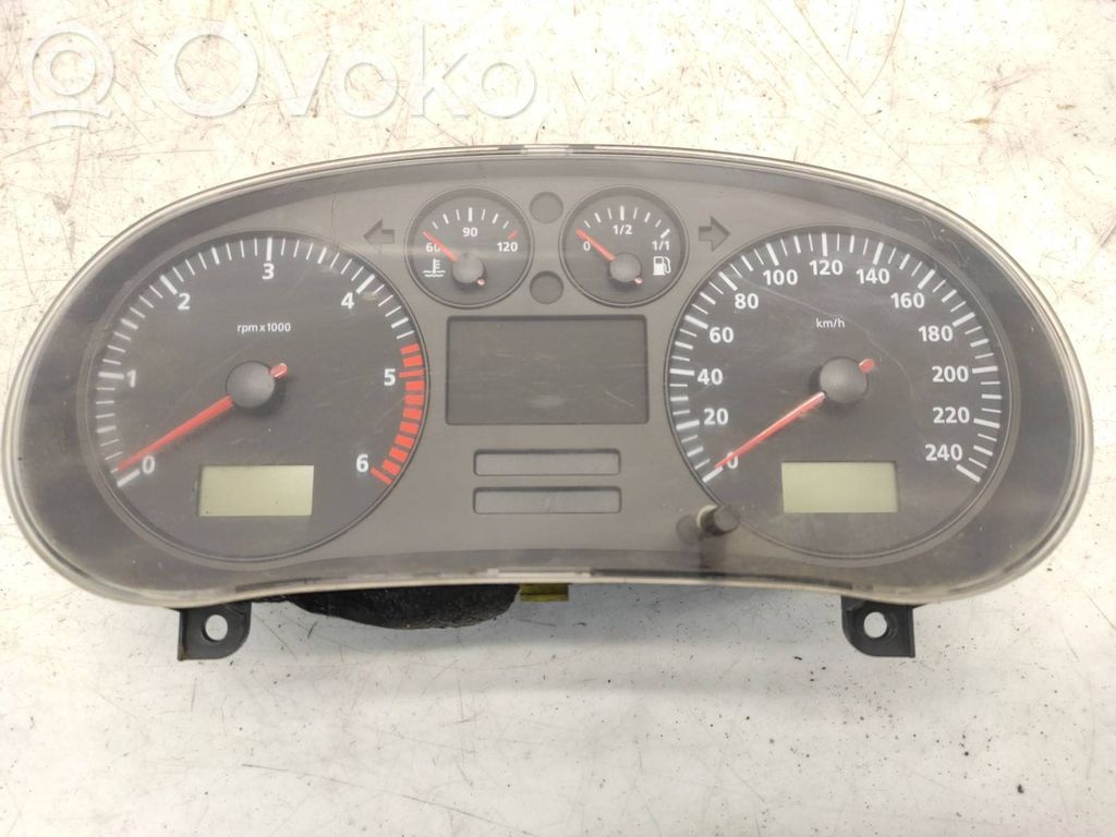 Seat Leon (1M) Licznik / Prędkościomierz 