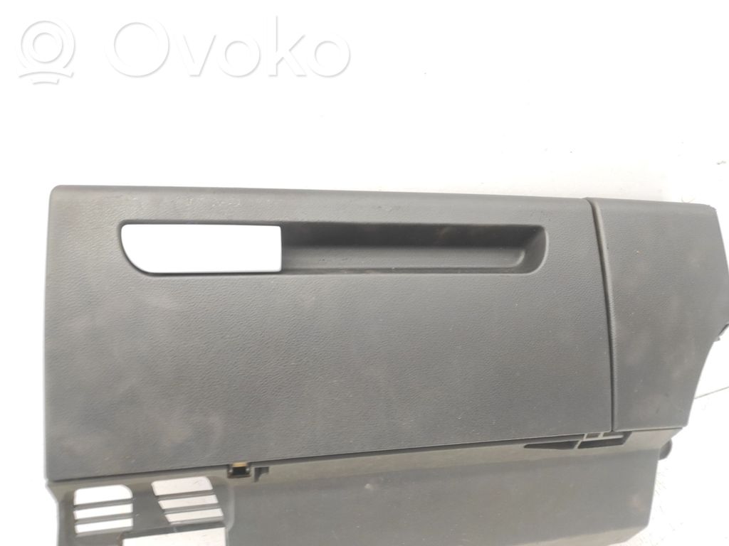 Audi A2 Glove box 