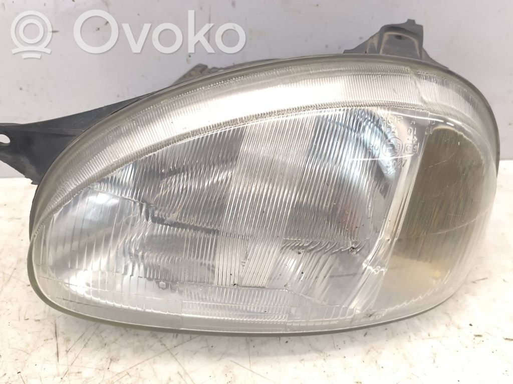 Opel Corsa B Headlight/headlamp 