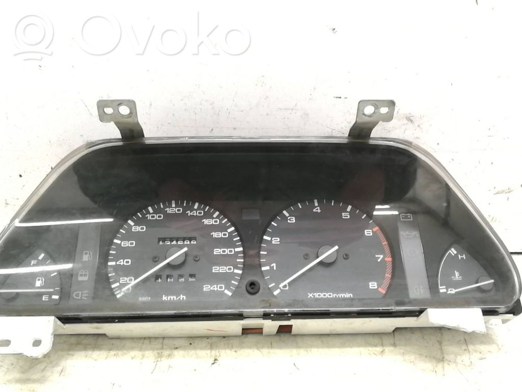 Mazda 323 Speedometer (instrument cluster) 