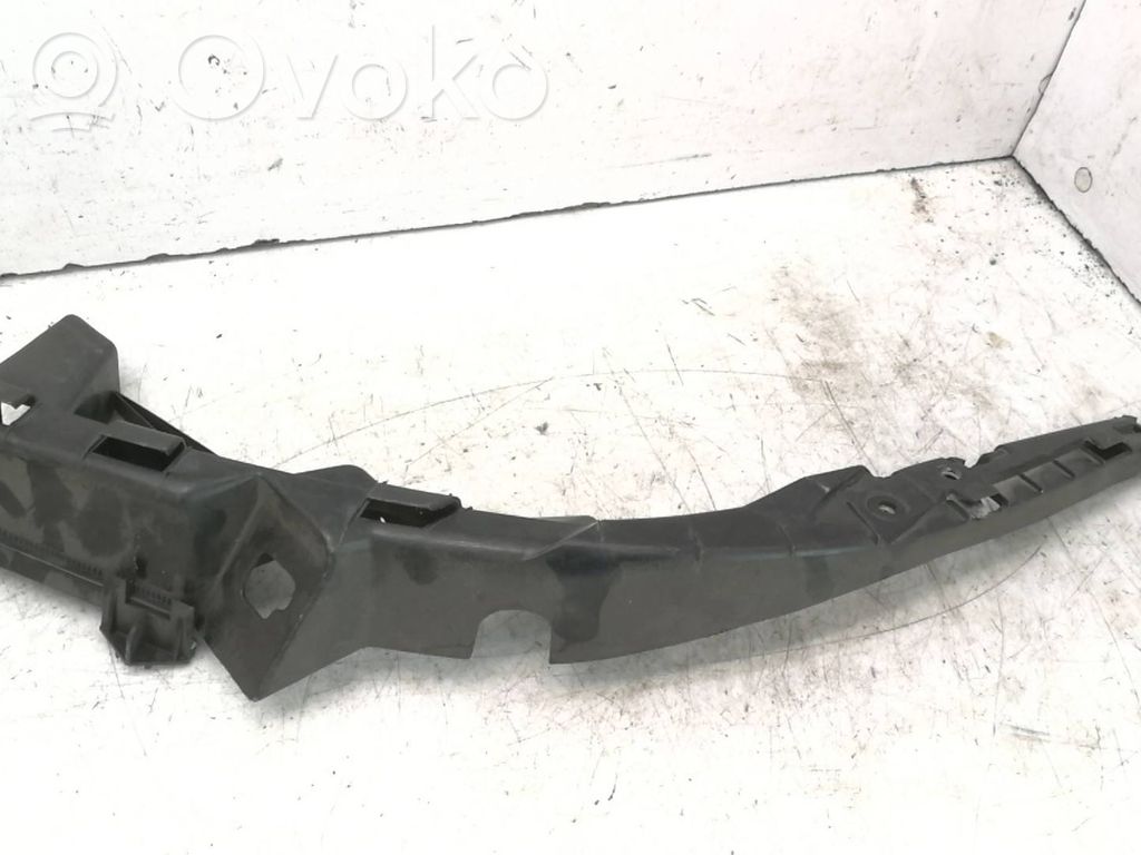Volkswagen PASSAT B5 Front bumper mounting bracket 