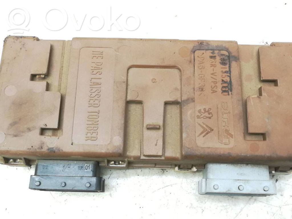 Peugeot 807 Seat control module 