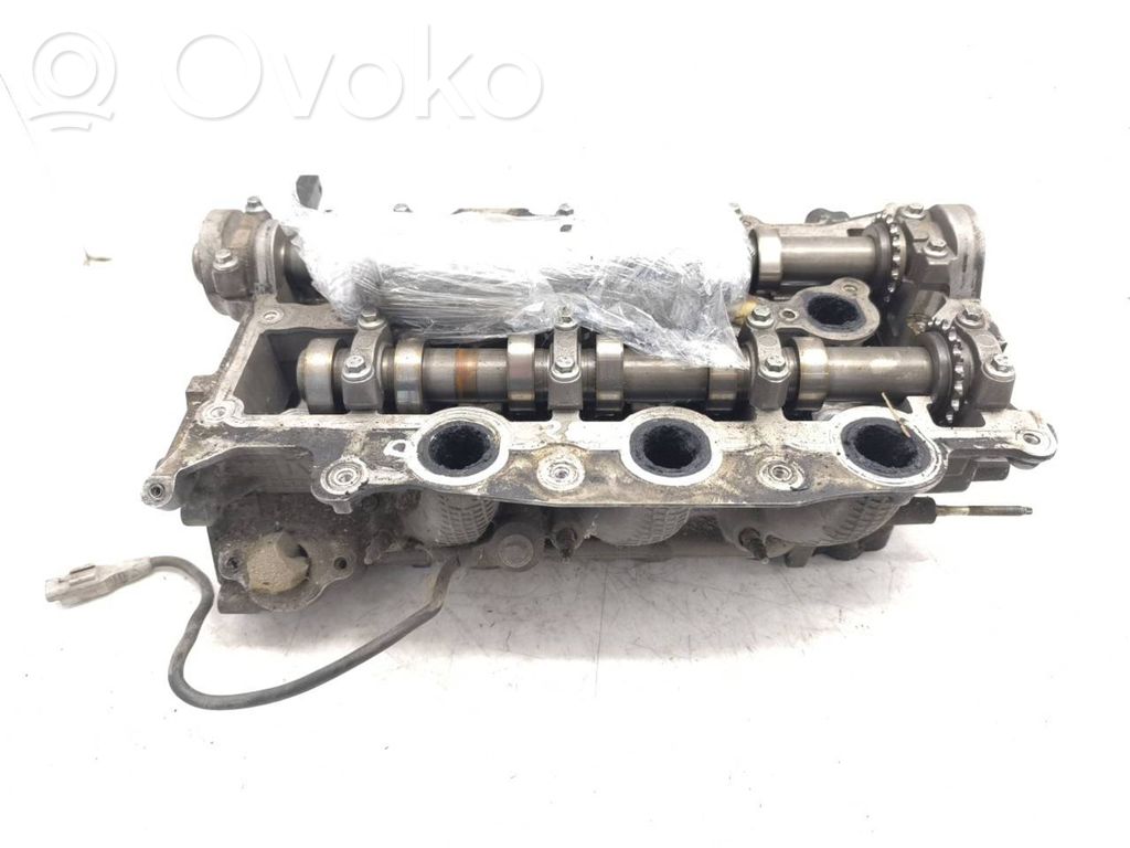 Peugeot 607 Engine head 
