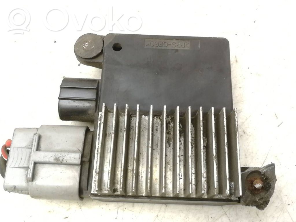 Mazda 5 Jäähdytyspuhaltimen rele 