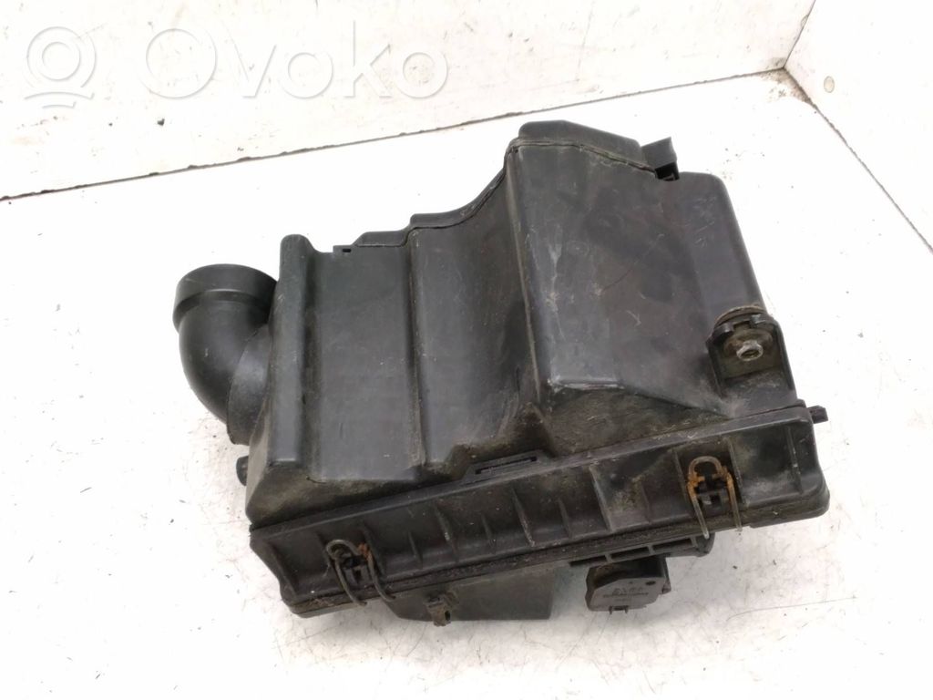 Mazda 323 F Air filter box 