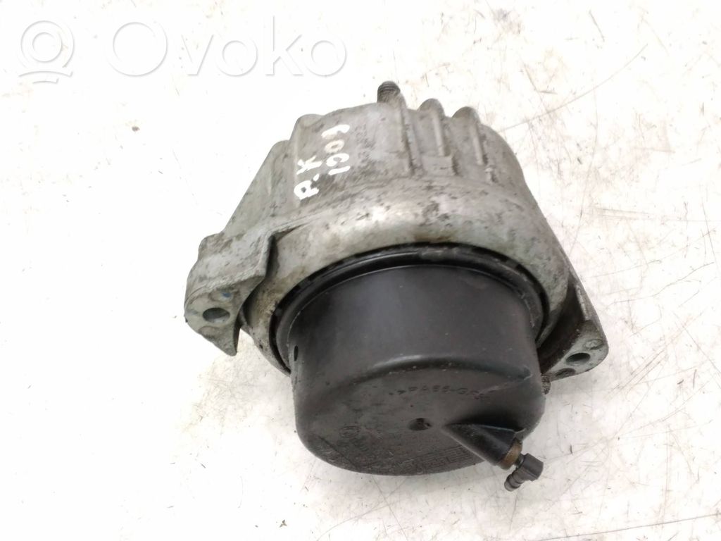 BMW X1 E84 Engine mount bracket 