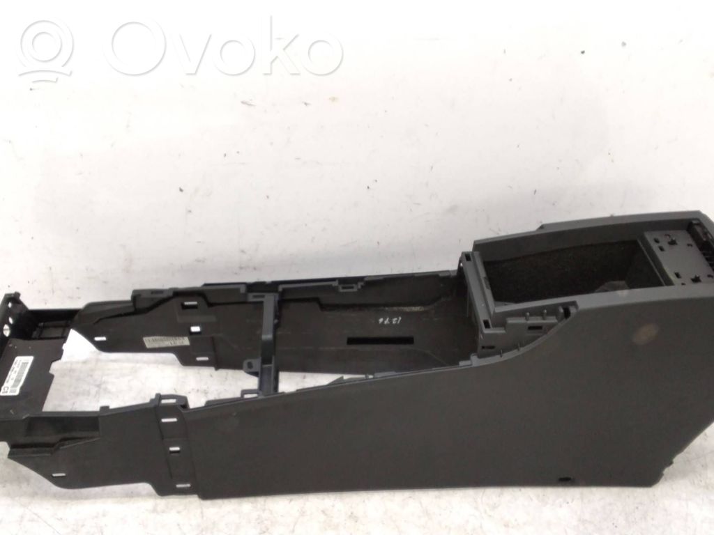Renault Latitude (L70) Tunel środkowy 