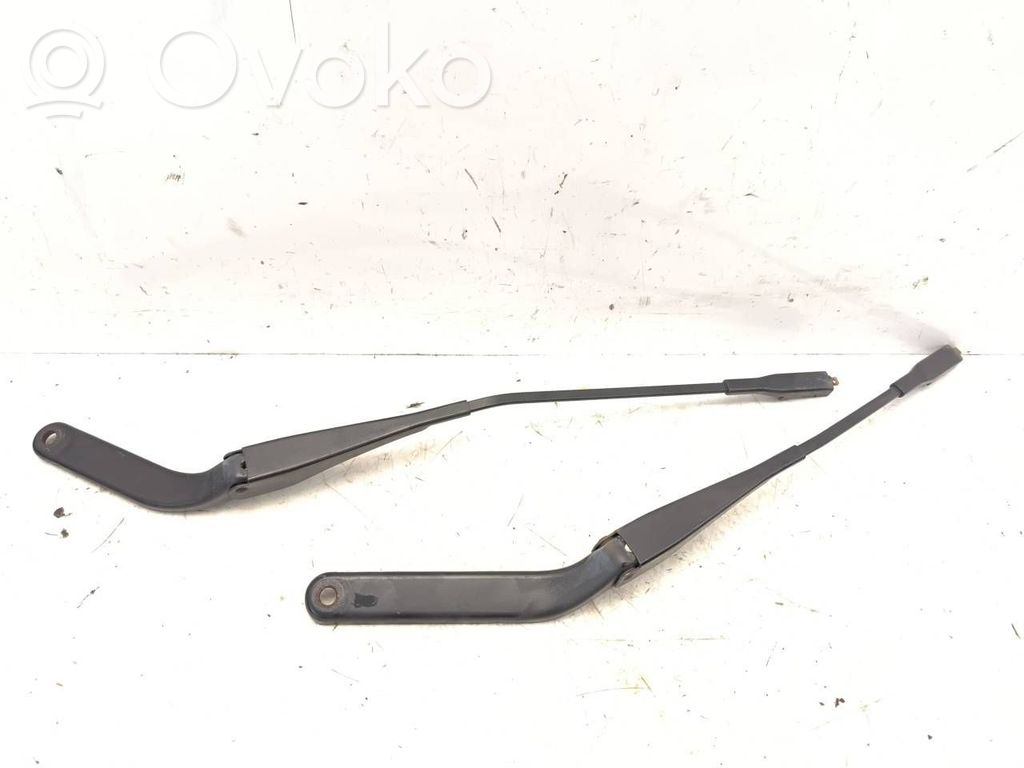 BMW 1 E81 E87 Braccio della spazzola tergicristallo anteriore