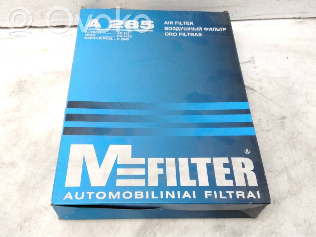 Mazda 323 Air filter 