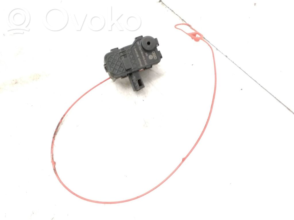 Audi A4 S4 B8 8K Motor blocare bușon rezervor combustibil 