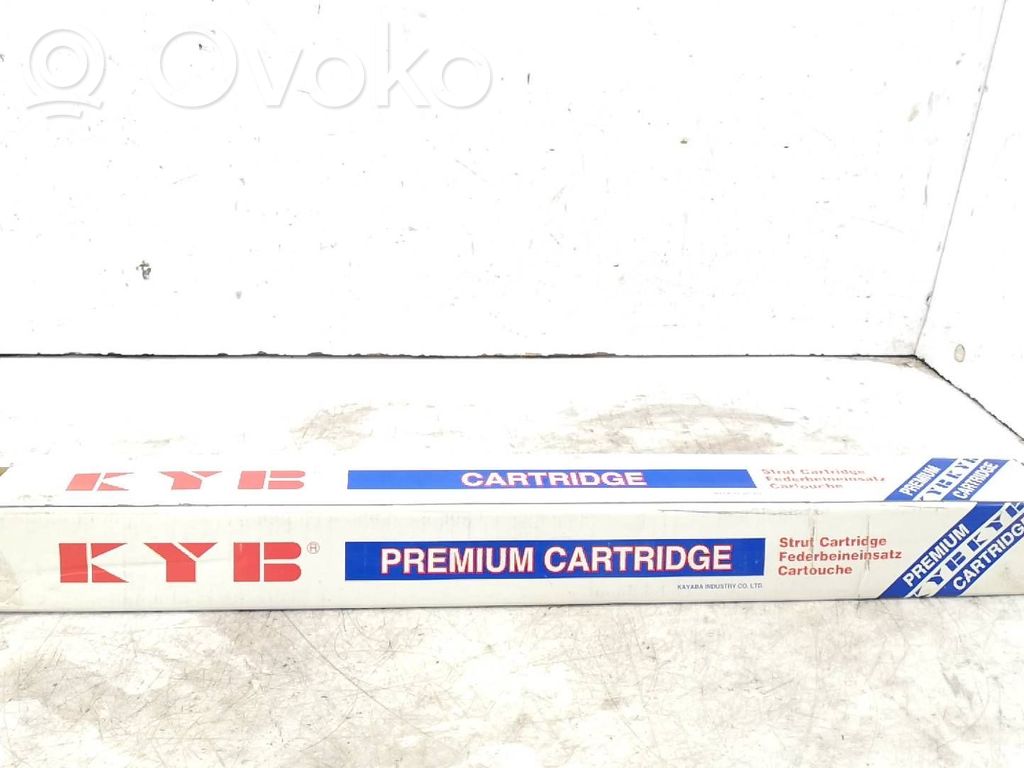 BMW 3 E30 Priekšpusē amortizators 