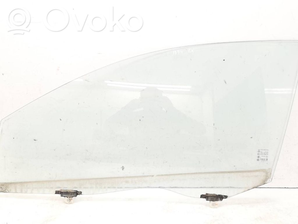 Mitsubishi Space Star Front door window glass four-door 