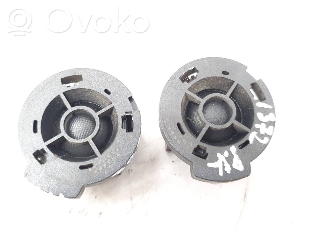 Toyota Avensis T250 Tweeter ușă față 