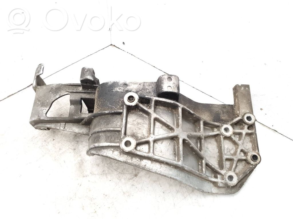 Alfa Romeo 159 Generator/alternator bracket 