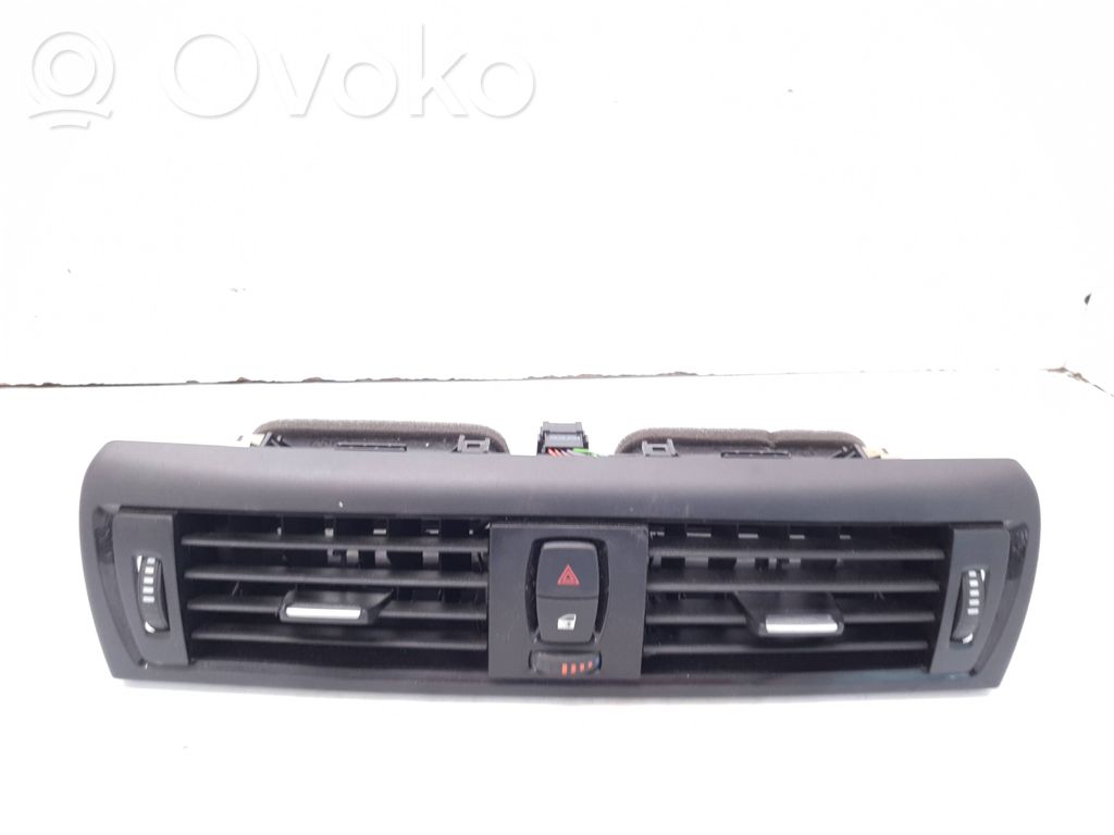 BMW 1 F20 F21 Griglia di ventilazione centrale cruscotto 