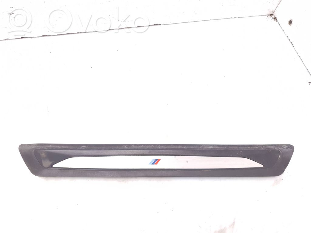 BMW 1 F20 F21 Copertura del rivestimento del sottoporta anteriore 