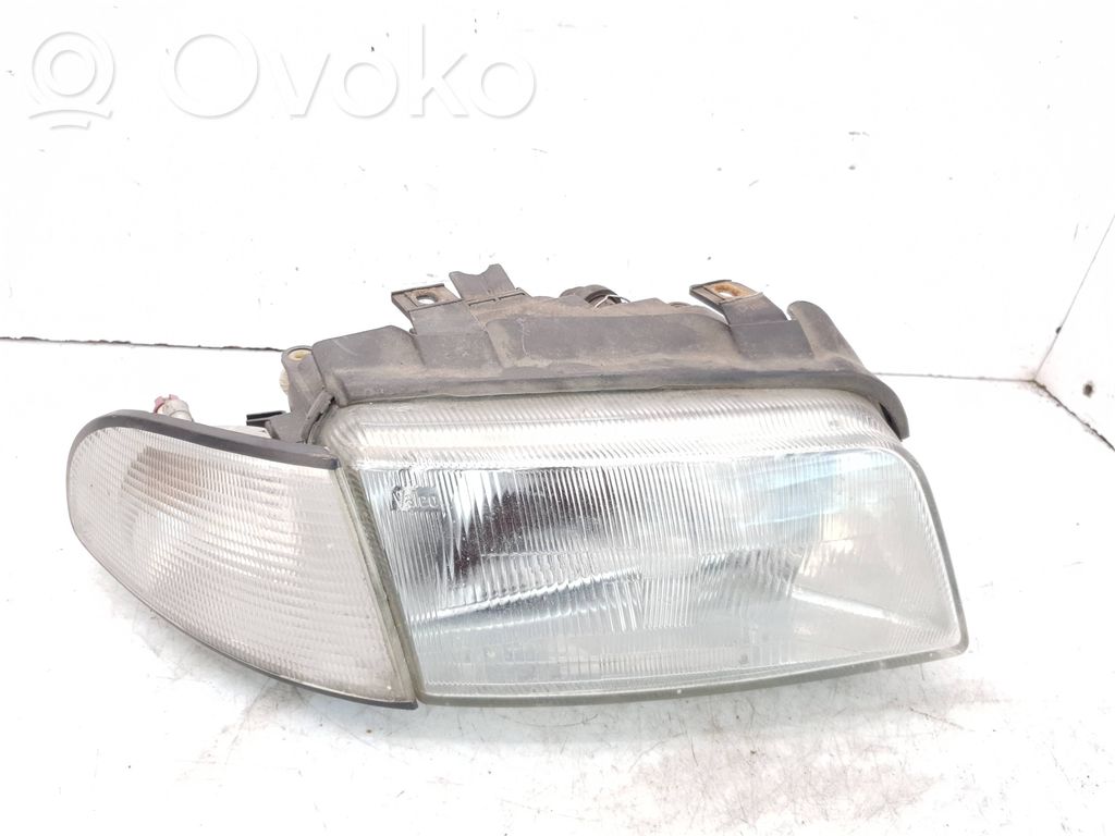 Audi A4 S4 B5 8D Phare frontale 