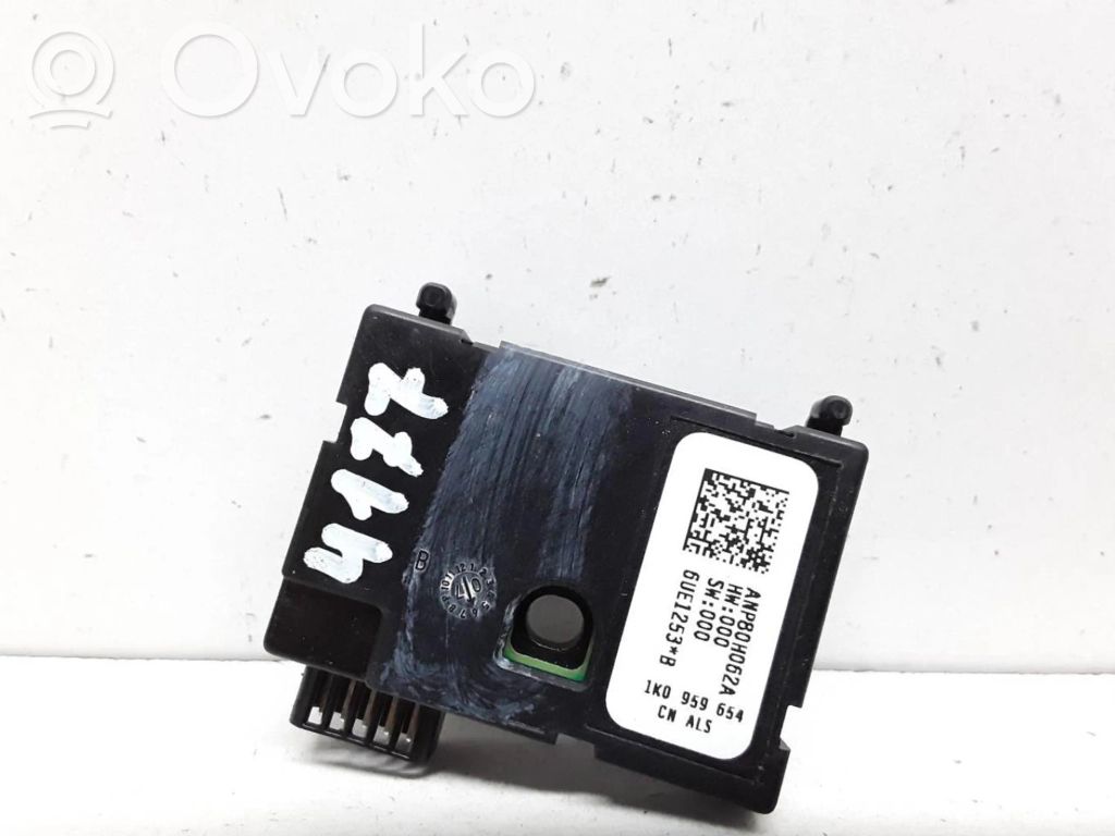 Sensor   1K0959654CN